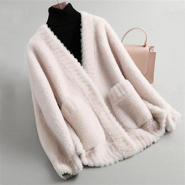 women's new winter wool coat female 100% real lamb fur with suede liner fur warm jacket genuine sheep shearing manteau femme e111, Black
women's new winter wool coat female 100% real lamb fur with suede liner fur warm jacket genuine sheep shearing manteau femme e111, Black