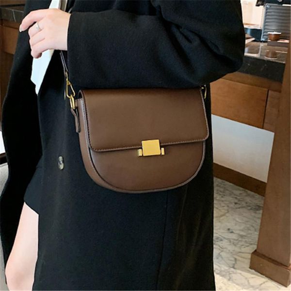 cross body trend lock small moon bag for women luxury pu leather shoulder elegant female messenger crossbody bags 2021 lady handbag
cross body trend lock small moon bag for women luxury pu leather shoulder elegant female messenger crossbody bags 2021 lady handbag