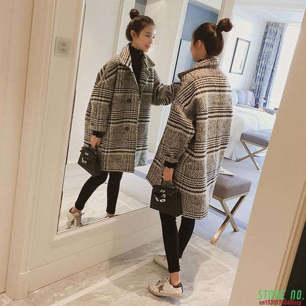 winter woman coats 2021 autumn and winter new woolen coat korean version of the plaid in the long coat large size female jacket, Black
winter woman coats 2021 autumn and winter new woolen coat korean version of the plaid in the long coat large size female jacket, Black