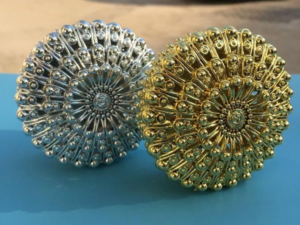 gift wrap 100pcs luxury golden silver peacock round candy box treasure chest wedding favor party supplies
gift wrap 100pcs luxury golden silver peacock round candy box treasure chest wedding favor party supplies
