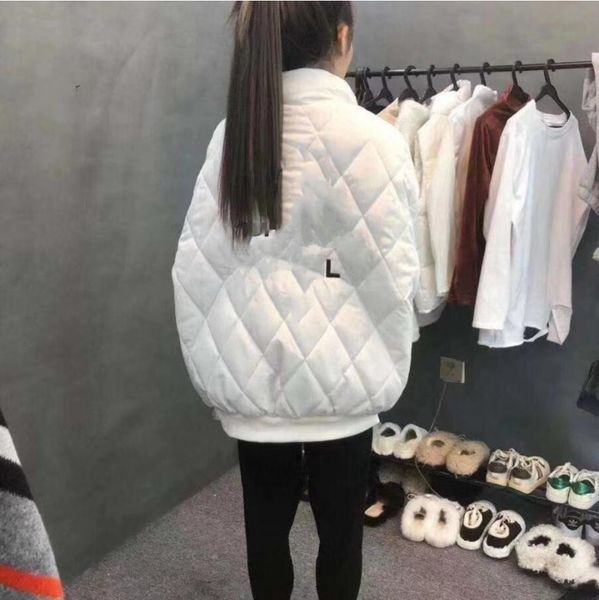 2020 web celebrity winter fashion cotton-padded clothes thick warm black and white letter cotton coat for women ing
2020 web celebrity winter fashion cotton-padded clothes thick warm black and white letter cotton coat for women ing