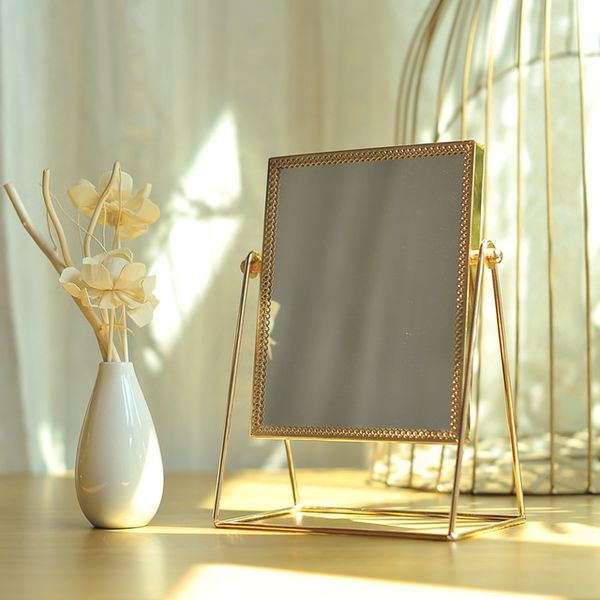 bawanbian compact mirrors makeup mirror light luxury retro european metal gold home desksquare round dormitory
bawanbian compact mirrors makeup mirror light luxury retro european metal gold home desksquare round dormitory