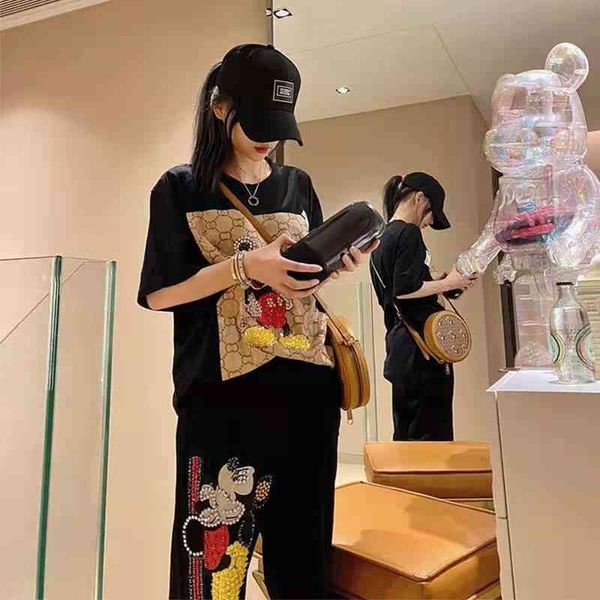 2022 factory wholesale new model short sleeved shorts two piece summer casual sportswear women's fashion, White
2022 factory wholesale new model short sleeved shorts two piece summer casual sportswear women's fashion, White