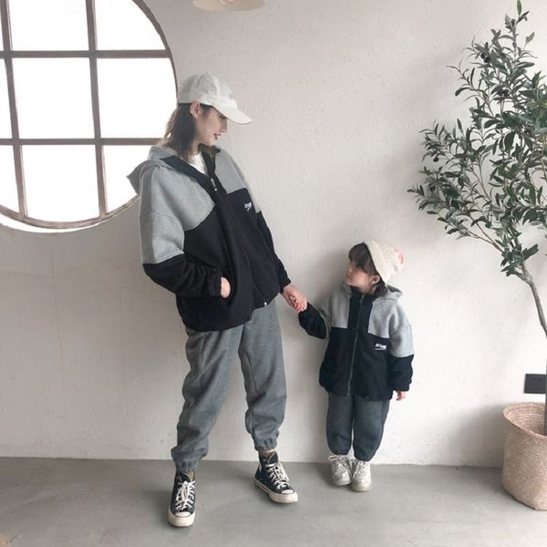mother and son newborn baby sweater cardigan family look jackets women kids matching clothes mom and daughter dress coats y200713, Blue
mother and son newborn baby sweater cardigan family look jackets women kids matching clothes mom and daughter dress coats y200713, Blue