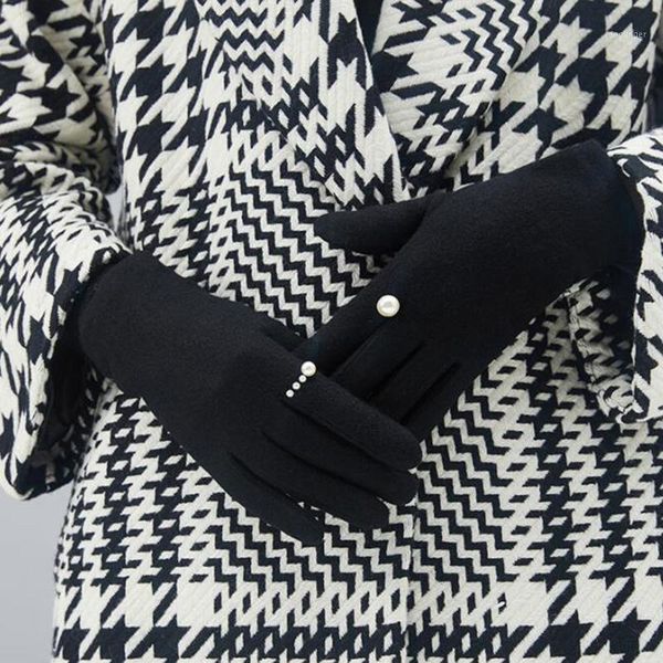 winter high-grade pearl wool warm touch screen gloves female winter cashmere embroidery thickening driving gloves h861, Blue;gray
winter high-grade pearl wool warm touch screen gloves female winter cashmere embroidery thickening driving gloves h861, Blue;gray