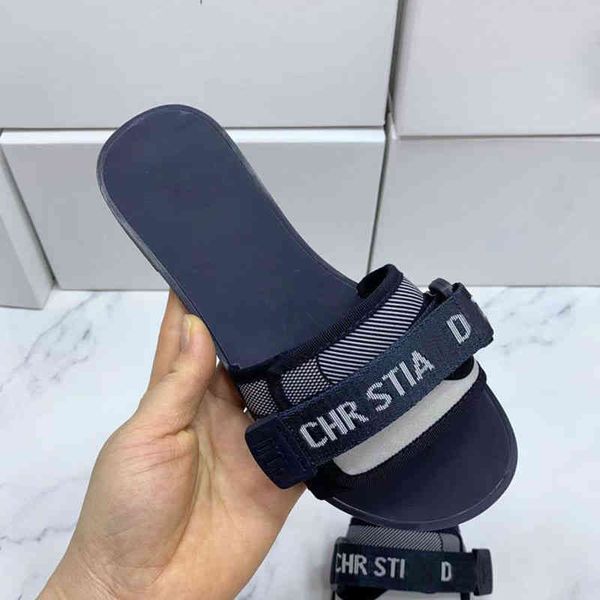 new slippers women's house fashion wear a word velcro flat, Black
new slippers women's house fashion wear a word velcro flat, Black