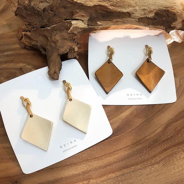 серьги кореи женский темперамент wild fashion winted metal roombus деревянные серьги, Silver
серьги кореи женский темперамент wild fashion winted metal roombus деревянные серьги, Silver