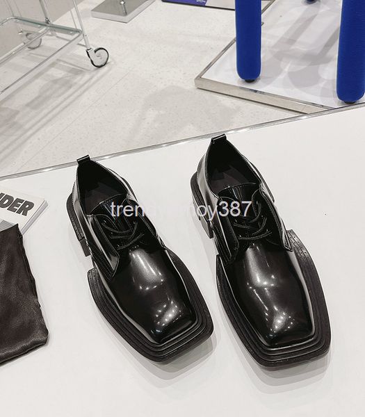 dress shoes square head dark horse small leather shoes men's and women's lace up thick heel leford derby high sole single versatil, Black
dress shoes square head dark horse small leather shoes men's and women's lace up thick heel leford derby high sole single versatil, Black