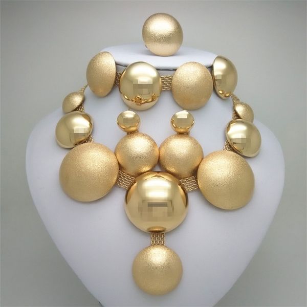 kingdom ma new fashion african gold colour bridal jewelry sets for woman necklace earrings ring party jewelery gifts 201222, Slivery;crystal
kingdom ma new fashion african gold colour bridal jewelry sets for woman necklace earrings ring party jewelery gifts 201222, Slivery;crystal