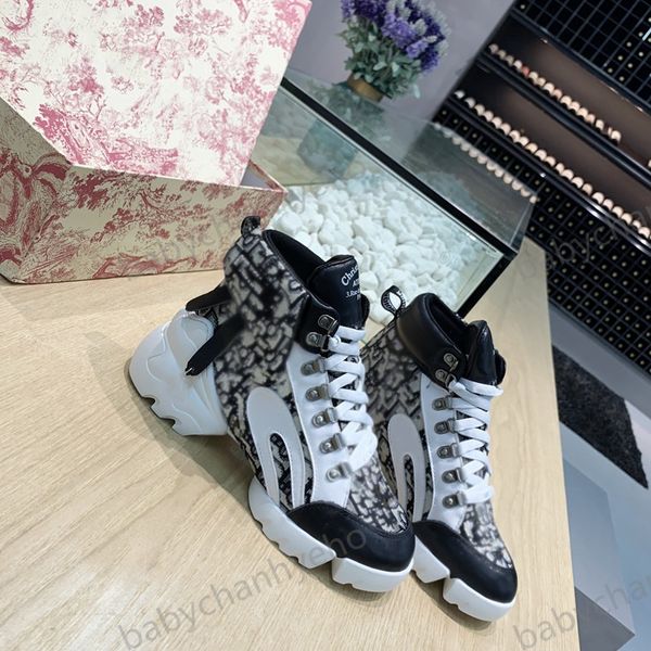 fashion luxury design ladies shoes winter short boots ladies girl brand silk cowhide leather low cut ladies flat ankle boots, Black;red
fashion luxury design ladies shoes winter short boots ladies girl brand silk cowhide leather low cut ladies flat ankle boots, Black;red