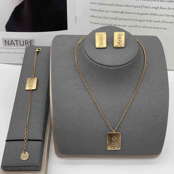 2022 latest factory wholesale 21 year new suit letter brass regional fashion trend suit accessories, Silver
2022 latest factory wholesale 21 year new suit letter brass regional fashion trend suit accessories, Silver