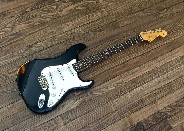 custom shop black st electric guitar, solid mahogany body with flame maple chrome plated hardware, delivery
custom shop black st electric guitar, solid mahogany body with flame maple chrome plated hardware, delivery