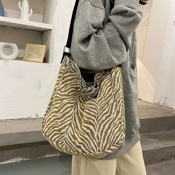 vintage zebra pattern canvas shoulder handbags totes women casual big capacity messenger bag school commuter clutch
vintage zebra pattern canvas shoulder handbags totes women casual big capacity messenger bag school commuter clutch