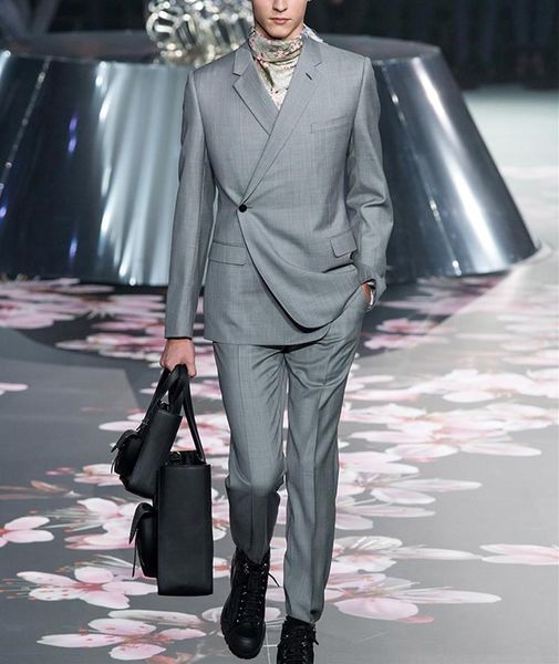 men's suits & blazers one button design gray suit handsome men custom jacket pants groom wedding slim fit tuxedo trajes de hombre costu, White;black
men's suits & blazers one button design gray suit handsome men custom jacket pants groom wedding slim fit tuxedo trajes de hombre costu, White;black