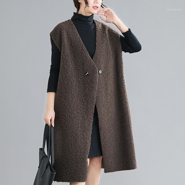 women fur vest v-neck button sleeveless loose knee-length solid female casual outwear coat 1, Black;white
women fur vest v-neck button sleeveless loose knee-length solid female casual outwear coat 1, Black;white