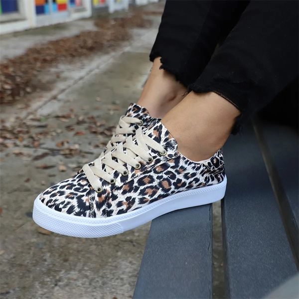 new women flats shoes leopard sneakers comfort lace up plus size pu casual ladies fashion vulcanized walking footwear 2021 rto0, Black
new women flats shoes leopard sneakers comfort lace up plus size pu casual ladies fashion vulcanized walking footwear 2021 rto0, Black