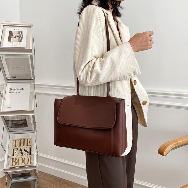 cross body 2021 tend large capacity pu leather tote bags for women solid color shoulder women's crossbody sac a main femme
cross body 2021 tend large capacity pu leather tote bags for women solid color shoulder women's crossbody sac a main femme