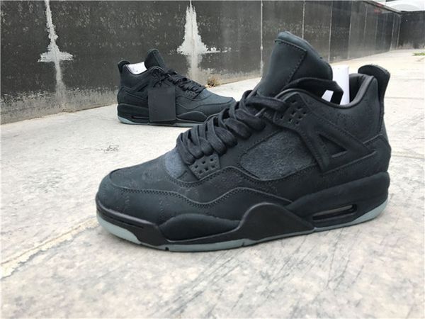 jumpman 4 kaws man basketball shoes black frosted deerskin fashion sneakers with box
jumpman 4 kaws man basketball shoes black frosted deerskin fashion sneakers with box