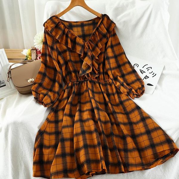 retro spring autumn plaid dress women elegant fashion party a line slim dresses new v neck long sleeve dress red yellow, Black;gray
retro spring autumn plaid dress women elegant fashion party a line slim dresses new v neck long sleeve dress red yellow, Black;gray