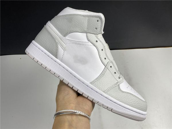 with box men women 1 basketball shoes 1s mid grey camo designer luxury trainer sports athletic sneakers
with box men women 1 basketball shoes 1s mid grey camo designer luxury trainer sports athletic sneakers