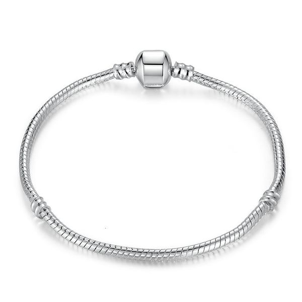 brand jewelry with silver plated bracelets 2020 famous women snake chain charm beads for pandora women's bangle bracelet children z021
brand jewelry with silver plated bracelets 2020 famous women snake chain charm beads for pandora women's bangle bracelet children z021