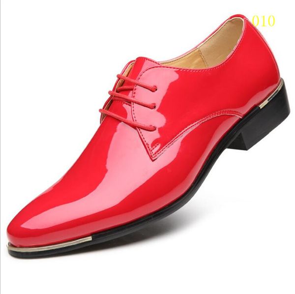 2020 fashion mens loafers shoes red bottoms triple black suede patent leather rivets loafer dress wedding business shoes size 39-44
2020 fashion mens loafers shoes red bottoms triple black suede patent leather rivets loafer dress wedding business shoes size 39-44