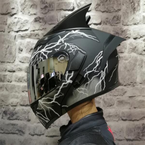 2021 motorcycle riding helmet tail wing men and women rally helmet full cover male motorcycle racing helmet all seasons can be worn
2021 motorcycle riding helmet tail wing men and women rally helmet full cover male motorcycle racing helmet all seasons can be worn