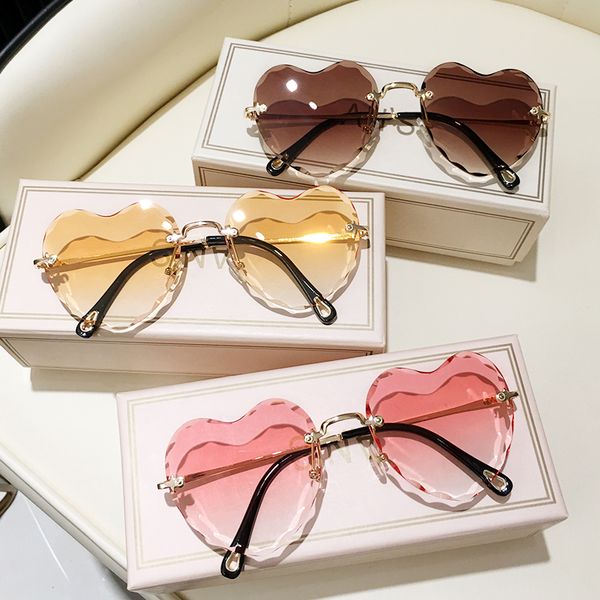 love type rimless 2019 new fashion women's net red street slight color gradient sunglasses decorative belt chain
love type rimless 2019 new fashion women's net red street slight color gradient sunglasses decorative belt chain