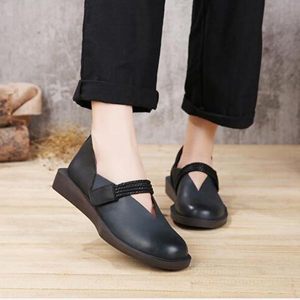 2020 leather shoes women flats cow leather round toes mixed color handmade retro woman loafers, Black
2020 leather shoes women flats cow leather round toes mixed color handmade retro woman loafers, Black