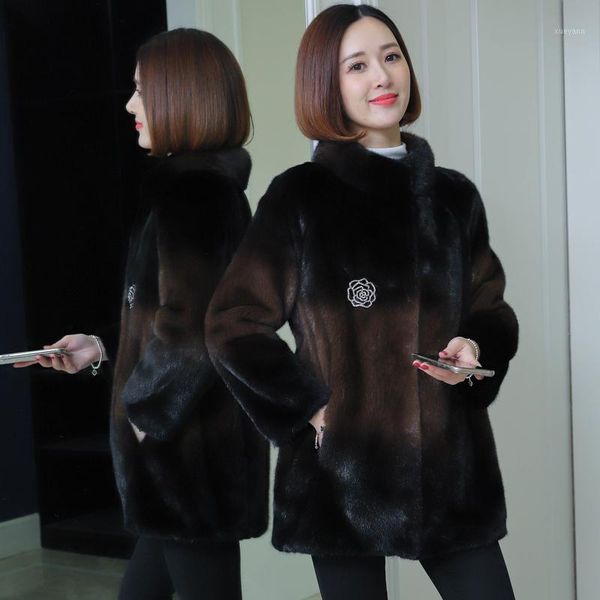 high-quality fur mink wool coat women 2020 winter new loose thin plus size warm mink parka jacket women overcoat1, Black
high-quality fur mink wool coat women 2020 winter new loose thin plus size warm mink parka jacket women overcoat1, Black