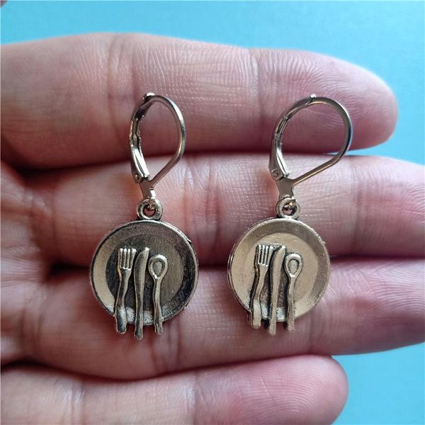 dangle & chandelier tiny dinner plate leverback earring, dainty tableware charm minimalist jewelry, knife and fork earrings drop, Silver
dangle & chandelier tiny dinner plate leverback earring, dainty tableware charm minimalist jewelry, knife and fork earrings drop, Silver