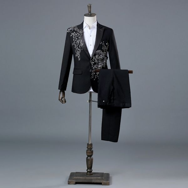 2021 new 2 pieces define formal suits of men strass print pant blazers singer host concert wedding dresses ds50817 yp04, White;black
2021 new 2 pieces define formal suits of men strass print pant blazers singer host concert wedding dresses ds50817 yp04, White;black