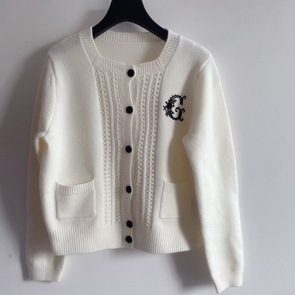 2020 women cardigan winter sweater elegant ladies knitted winter outfit cowl neck coat knitted garment casual outfit knitted blouse-2, White;black
2020 women cardigan winter sweater elegant ladies knitted winter outfit cowl neck coat knitted garment casual outfit knitted blouse-2, White;black
