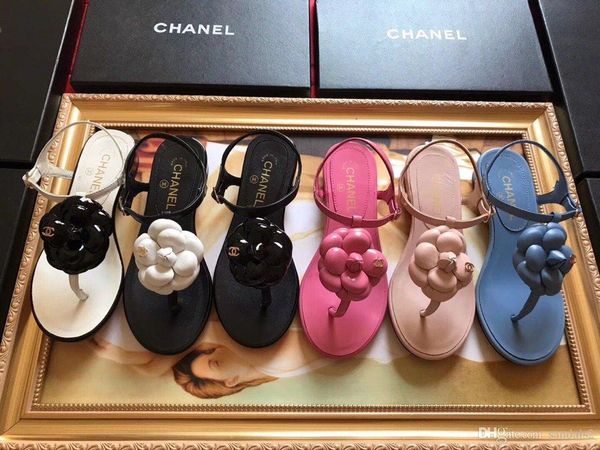 2021 designer high-quality sandals, leather, rubber, 6-color skateboards, bone fat, desert sand, brown ladies' slippers, Black
2021 designer high-quality sandals, leather, rubber, 6-color skateboards, bone fat, desert sand, brown ladies' slippers, Black