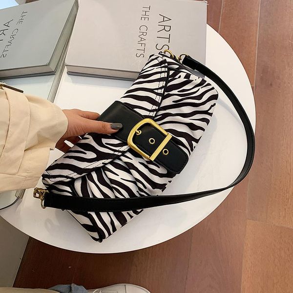 2021 zebra pattern design small crossbody bags women 2021 winter shoulder handbags and purses women's classic hand bag
2021 zebra pattern design small crossbody bags women 2021 winter shoulder handbags and purses women's classic hand bag