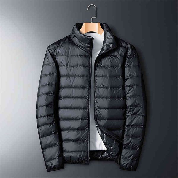 white duck 2021 light short down warm men's portable et winter casual korean version, Black
white duck 2021 light short down warm men's portable et winter casual korean version, Black
