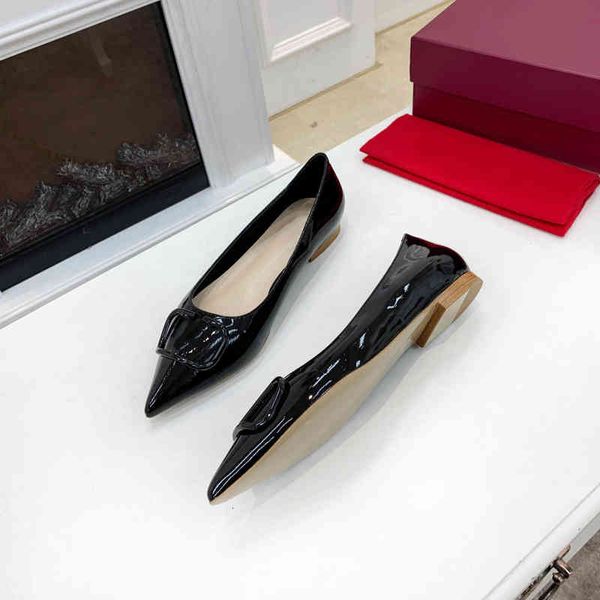 quality women shoes red bottoms high heels pointed toe sole pumps wedding dress shoe nude black size 35-42
quality women shoes red bottoms high heels pointed toe sole pumps wedding dress shoe nude black size 35-42