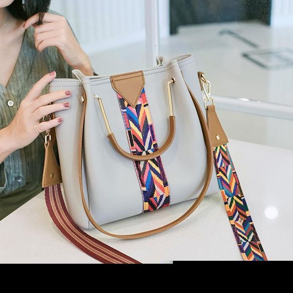 broadband bag oblique satchel child and mother bucket package handbag will capacity single shoulder bale woman
broadband bag oblique satchel child and mother bucket package handbag will capacity single shoulder bale woman