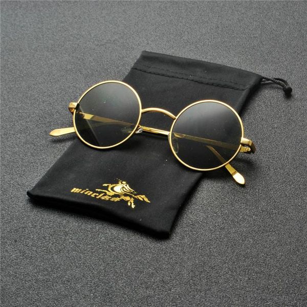 2020 fashion round sunglasses women brand design metal frame gradient lenes oversized ladies sun glasses frame eyewear shades nx, White;black
2020 fashion round sunglasses women brand design metal frame gradient lenes oversized ladies sun glasses frame eyewear shades nx, White;black