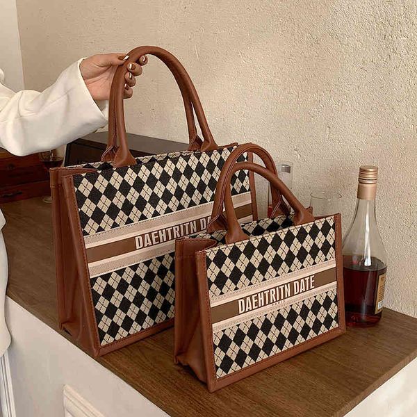 2022 factory outlet fashionable checkerboard pattern texture hand new women's leisure simple underarm generous bag vqx8
2022 factory outlet fashionable checkerboard pattern texture hand new women's leisure simple underarm generous bag vqx8