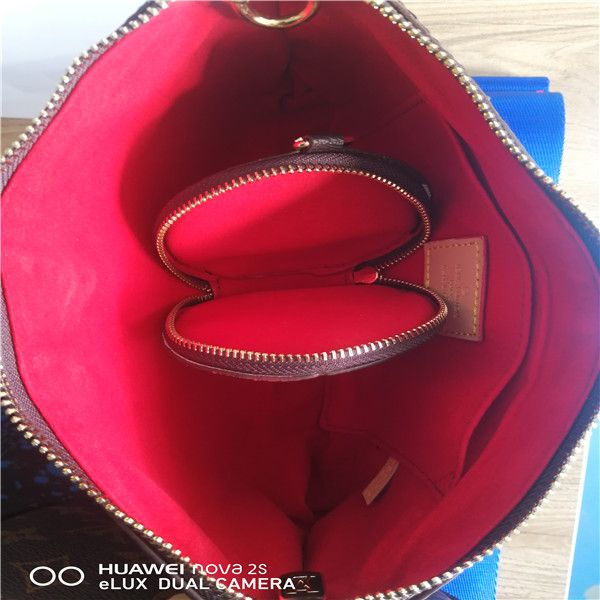 hh fashion brand luxury designer women bag 3-in-1 messenger handbag tote pu leather flower crossbody handbag women shoulder bag clutch purse
hh fashion brand luxury designer women bag 3-in-1 messenger handbag tote pu leather flower crossbody handbag women shoulder bag clutch purse