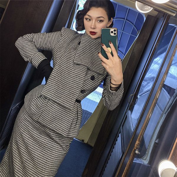 2021 new le palais original autumn vintage houndstooth thin jacket high-waisted pencil skirt suit two female ensembles q6hb, Black;gray
2021 new le palais original autumn vintage houndstooth thin jacket high-waisted pencil skirt suit two female ensembles q6hb, Black;gray