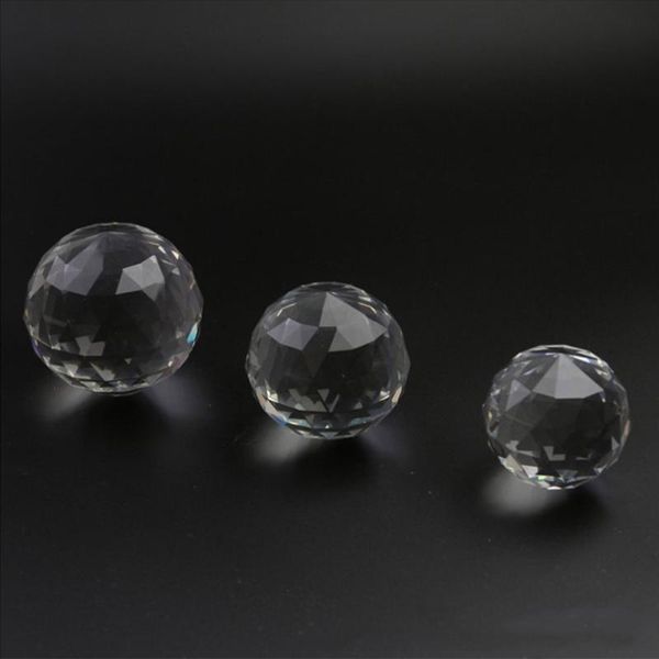 80mm multi-faceted clear crystal flat balls natural stone suncatcher for pgraphy/window/wedding/ party decoration
80mm multi-faceted clear crystal flat balls natural stone suncatcher for pgraphy/window/wedding/ party decoration