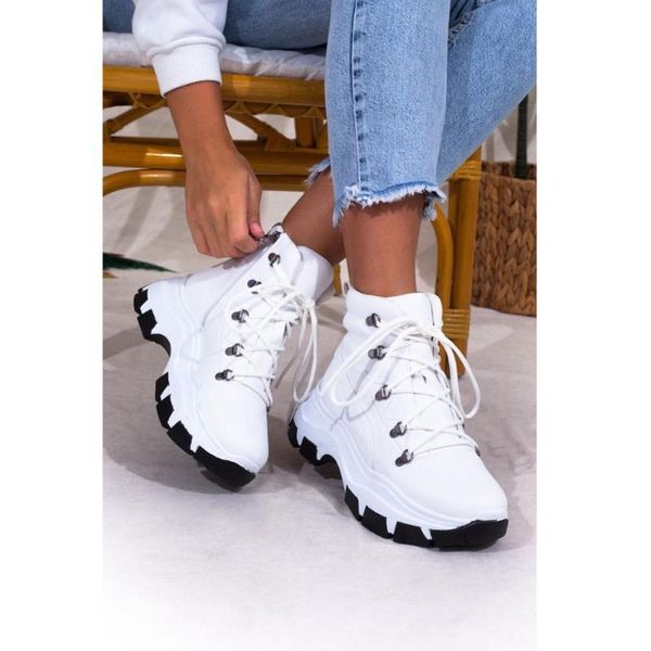 white color pu leather new season 2021 winter autmn fashion stylish standard mold daily casual female women shoes boots, Black
white color pu leather new season 2021 winter autmn fashion stylish standard mold daily casual female women shoes boots, Black