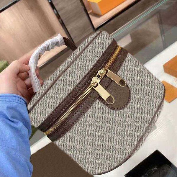 fashion designer handbags makeup bags alphabet pattern large capacity pu leather beauty bag luxurys designers cosmetics