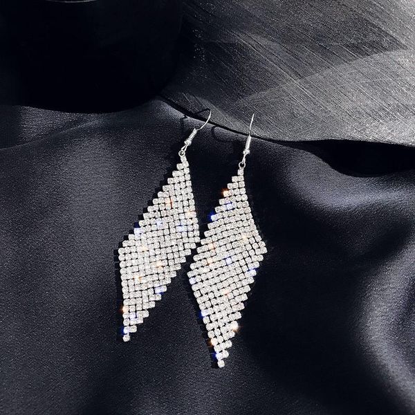 Dominated contracted fine Crystal Geometric Korean Women Drop earrings Fashion Hyperbole long temperament earrings, Silver
Dominated contracted fine Crystal Geometric Korean Women Drop earrings Fashion Hyperbole long temperament earrings, Silver