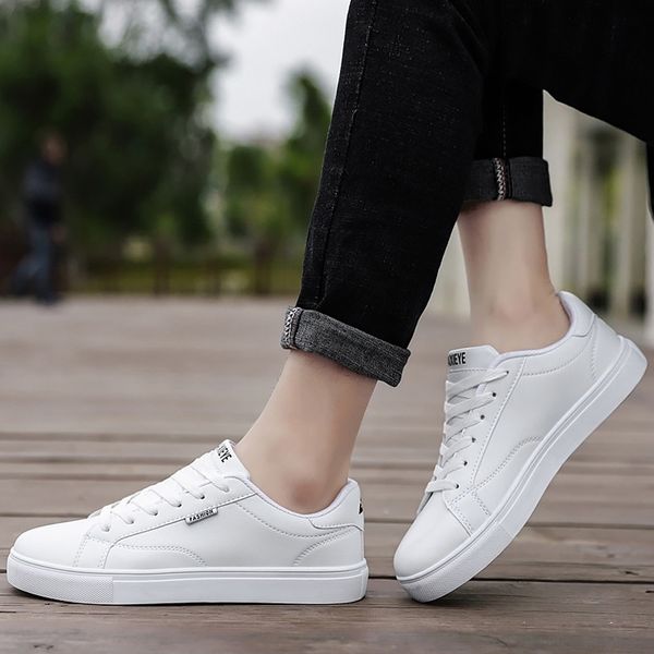 white shoes men leather sneakers boys casual shoes spring runway vulcanized shoes man's sneakers y200801, Black
white shoes men leather sneakers boys casual shoes spring runway vulcanized shoes man's sneakers y200801, Black