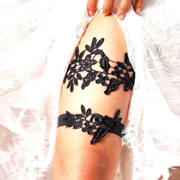 2pcs/set wedding lace embroidery floral garters for women/bride thigh ring bridal leg garter, Black;white
2pcs/set wedding lace embroidery floral garters for women/bride thigh ring bridal leg garter, Black;white