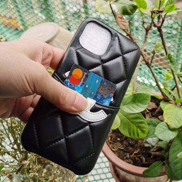 fashion phone case for iphone 12 12pro max 8plus x xr xsmax leather card pocket designer phone cover case for iphone 11
fashion phone case for iphone 12 12pro max 8plus x xr xsmax leather card pocket designer phone cover case for iphone 11