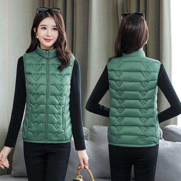 women's vests winter ultra light duck down vest women warm soft jackets 2021 thick green outwear coat y90, Black;white
women's vests winter ultra light duck down vest women warm soft jackets 2021 thick green outwear coat y90, Black;white